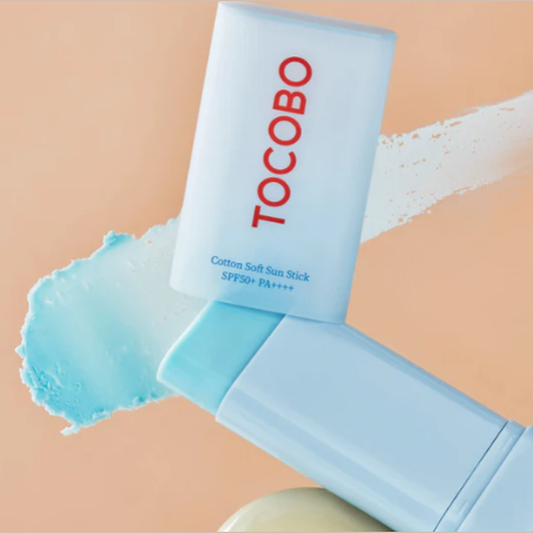 Bloqueador En Barra Tocobo: Acabado mate, ligero y sin grasa.